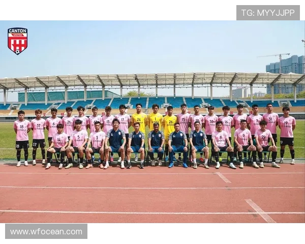 广州足球队在最新足球状态排行榜中荣登第九名展现强劲实力与潜力